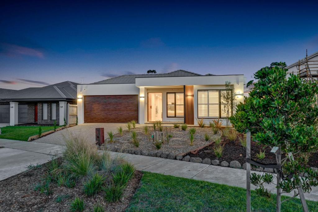 Holiday Home Cowes Phillip Island, Cowes Updated 2024 Prices