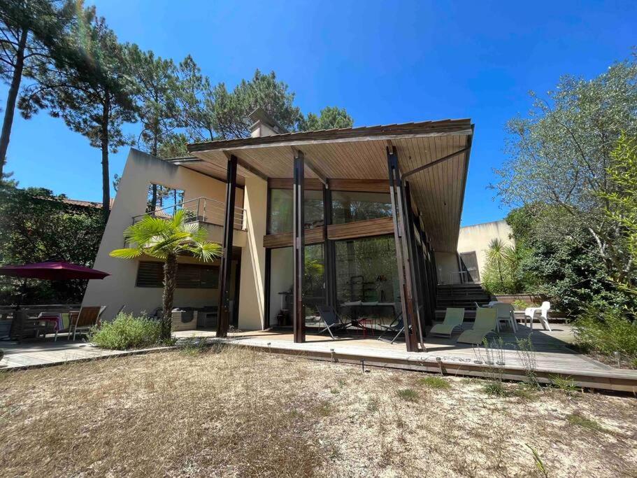 Photo de la galerie de l'établissement lacanau océan superbe villa, à Lacanau