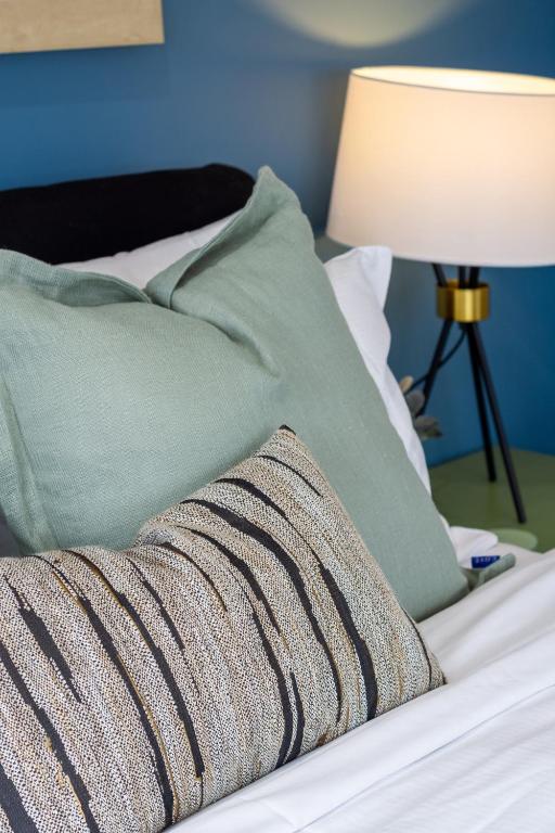 Chic 3-BR CBD Gem in Christchurch: Prime Location - Resim 38