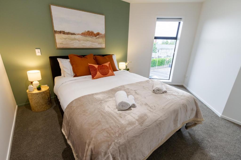 Chic 3-BR CBD Gem in Christchurch: Prime Location - Resim 41