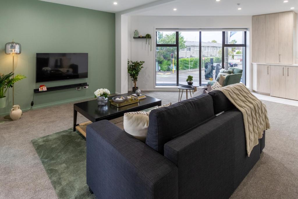 Chic 3-BR CBD Gem in Christchurch: Prime Location - Resim 22