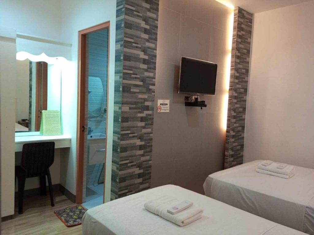Maya Suites Badian powered by Cocotel - Drievoudige Kamer Met Balkon