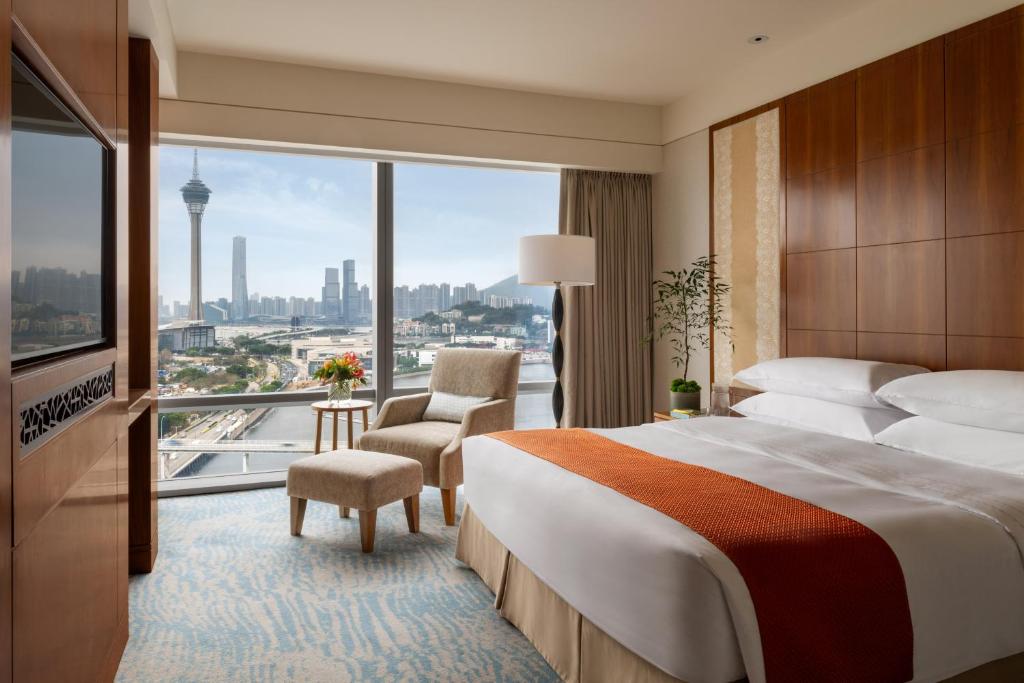 TV a/nebo společenská místnost v ubytování Mandarin Oriental, Macau