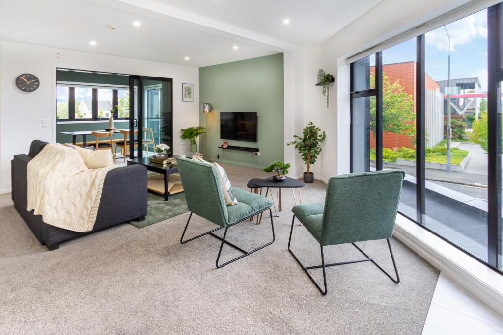 Chic 3-BR CBD Gem in Christchurch: Prime Location - Resim 19