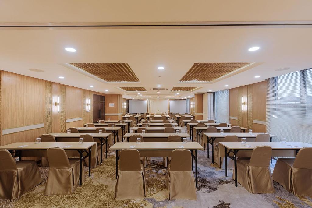 Biznesa zona un/vai konferenču telpa naktsmītnē 1O1 STYLE Yogyakarta Malioboro