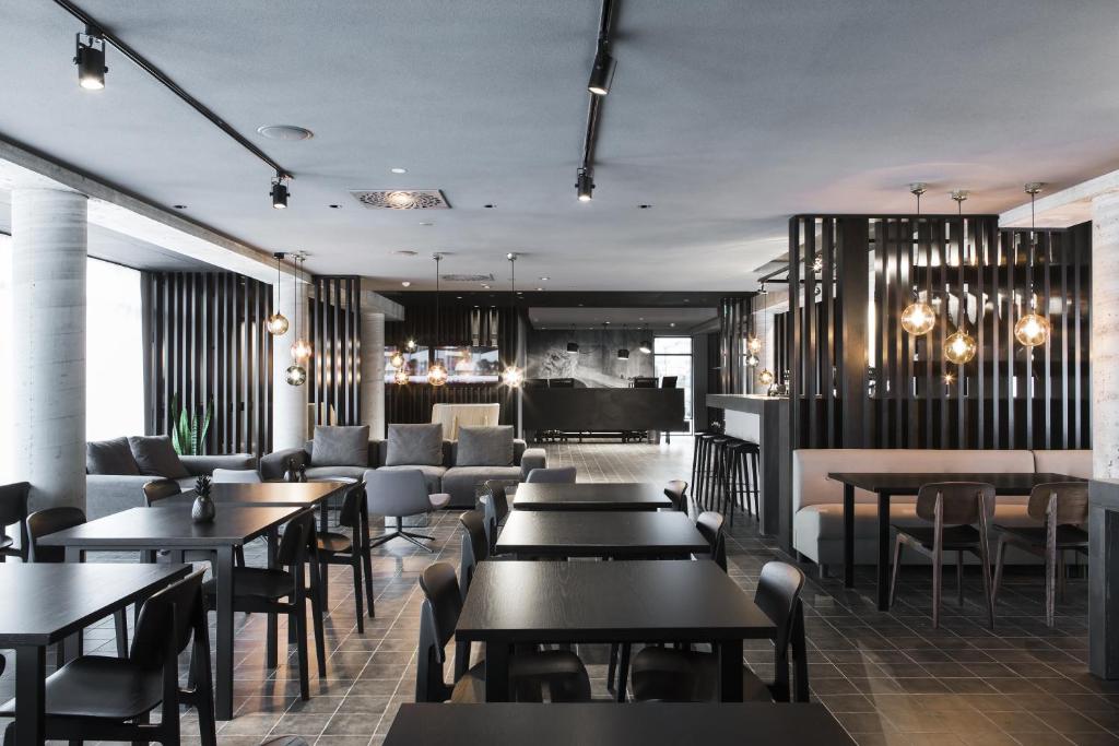 Skuggi Hotel by Keahotelsにあるレストランまたは飲食店