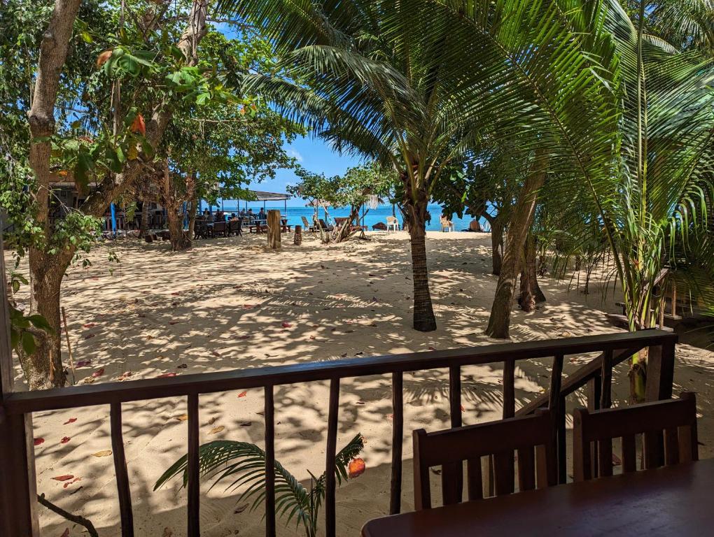 Moonhut Bungalows - 3