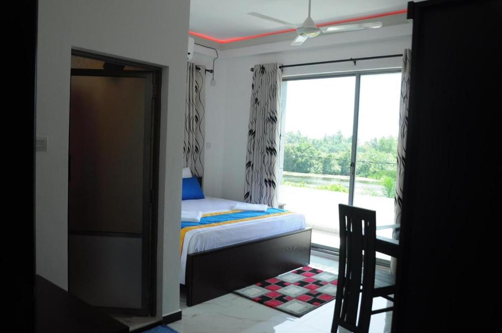 River Top Holiday Resort - 豪华双人房