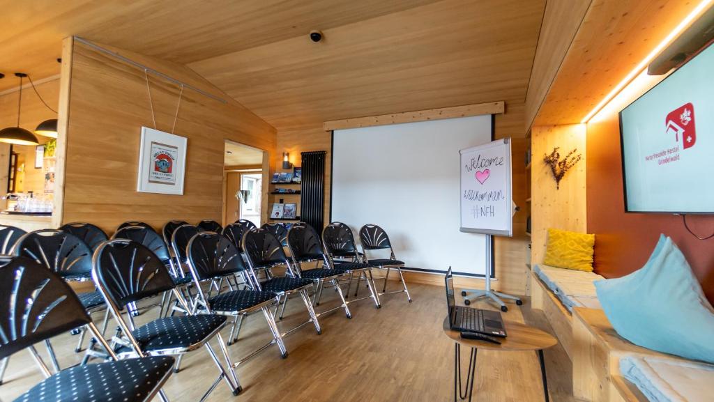 Posezení v ubytování Naturfreunde Hostel Grindelwald