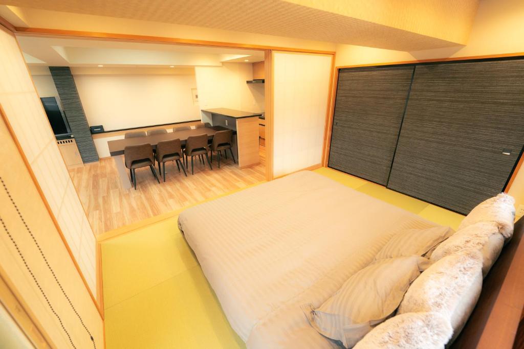 Posezení v ubytování MolinHotels702 アクティビティを満喫できる札幌定山渓 天然温泉付-1L2Room K-Bed1&W-beds3 8persons