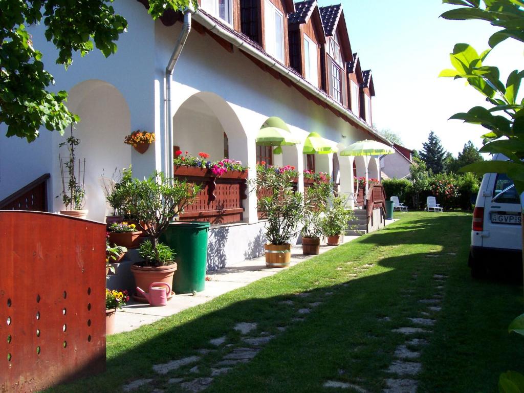 Haus Martha - Double Room With Private External Bathroom