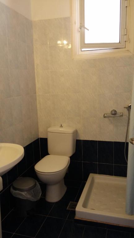 Ein Badezimmer in der Unterkunft Anetis Hotel