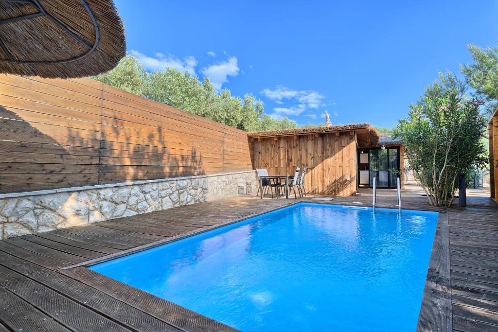 Golden Haven Luxe Bungalow Resort - Maison De Deux Chambres