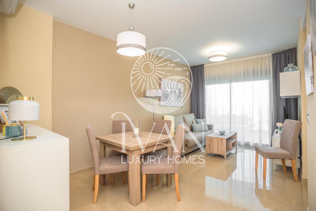 Posedenie v ubytovaní Casa Luz Ivan Luxury Homes 3ªPlta Frontal 1ªLínea