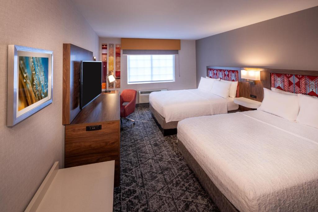 Postel nebo postele na pokoji v ubytování Hampton Inn Pullman
