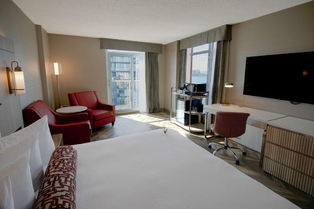 Coast Victoria Hotel & Marina by APA - Resim 15