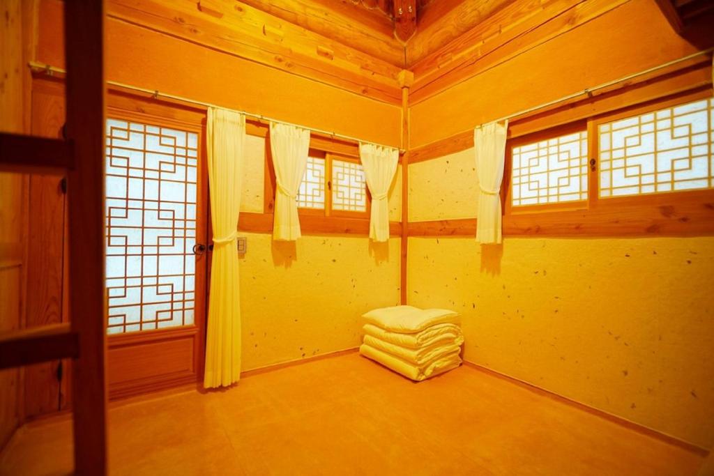 Fotografie z fotogalerie ubytování Hanok Gotaek Goeul v destinaci Čondžu
