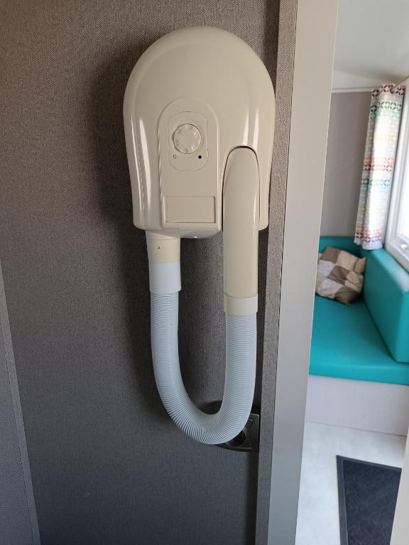 Fotografie z fotogalerie ubytování BJ Chalets - Robbengat 85 - Gezellige chalet op vakantiepark Lauwersoog! Vroege incheck! MET AIRCO! v destinaci Lauwersoog