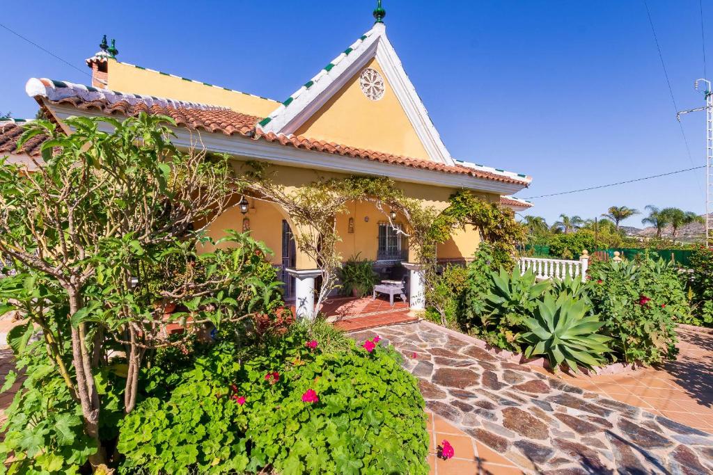 Zahrada ubytování Casa Rural La Colina a 30 min Málaga Lovely Home