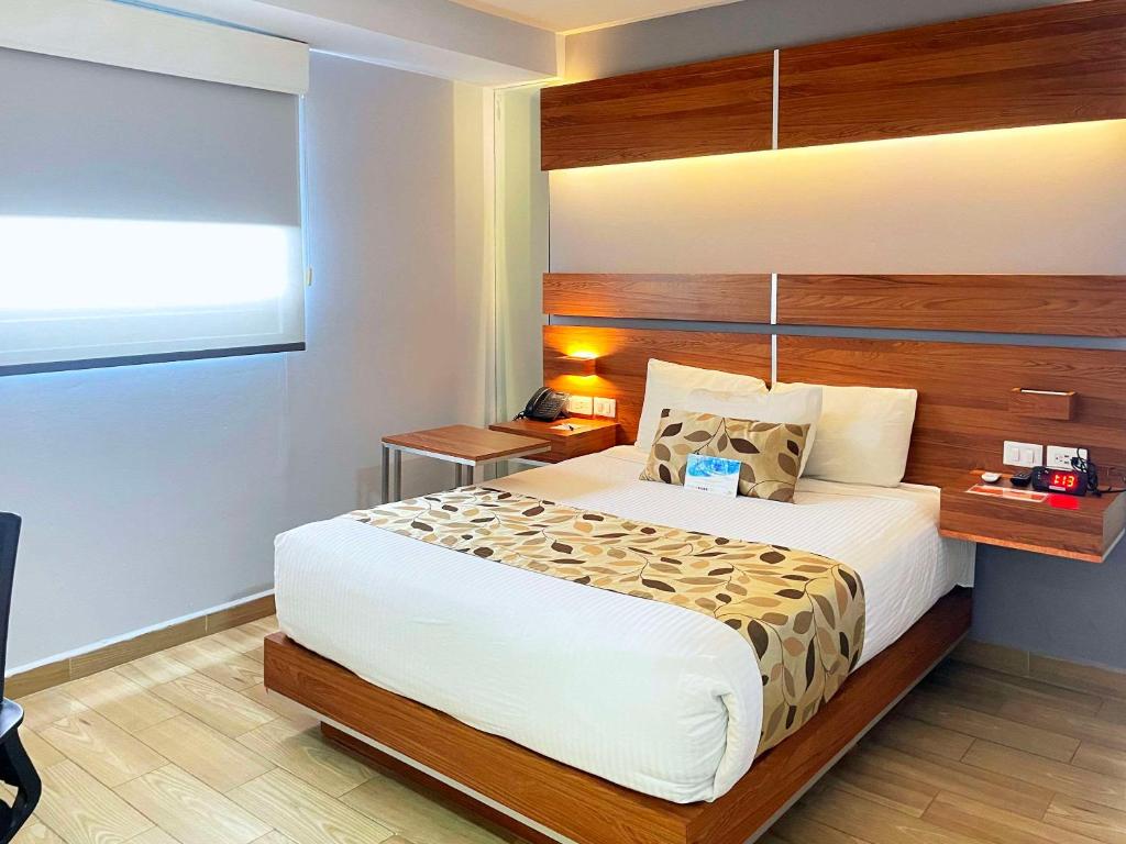Sleep Inn Mexicali - Queen Room - Non-Smoking