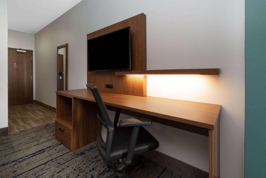 La Quinta Inn & Suites by Wyndham Dallas - Frisco Stadium - King Suite - Non-fumeur