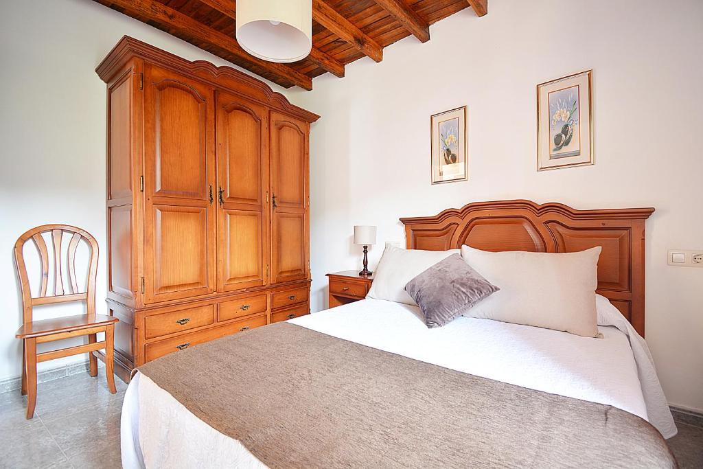 Posteľ alebo postele v izbe v ubytovaní Casa en Muros con preciosas vistas al mar