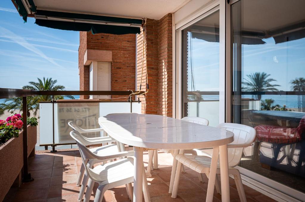 Balkón nebo terasa v ubytování AT091 Els Pins, vistas del mar, comunidad con piscina