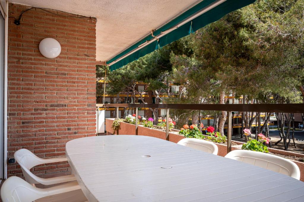 Balkón nebo terasa v ubytování AT091 Els Pins, vistas del mar, comunidad con piscina