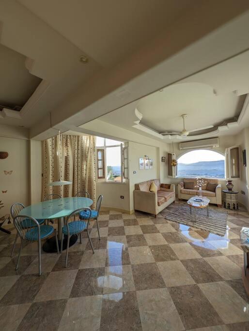 Posezení v ubytování Aswan Nile view Family apartment