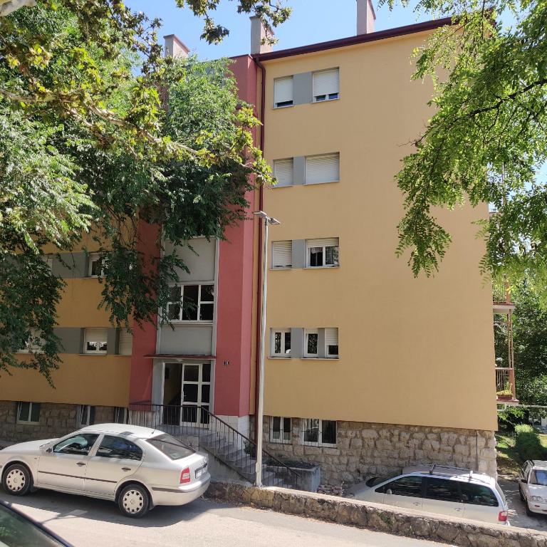 Budova, kde se apartmán nachází