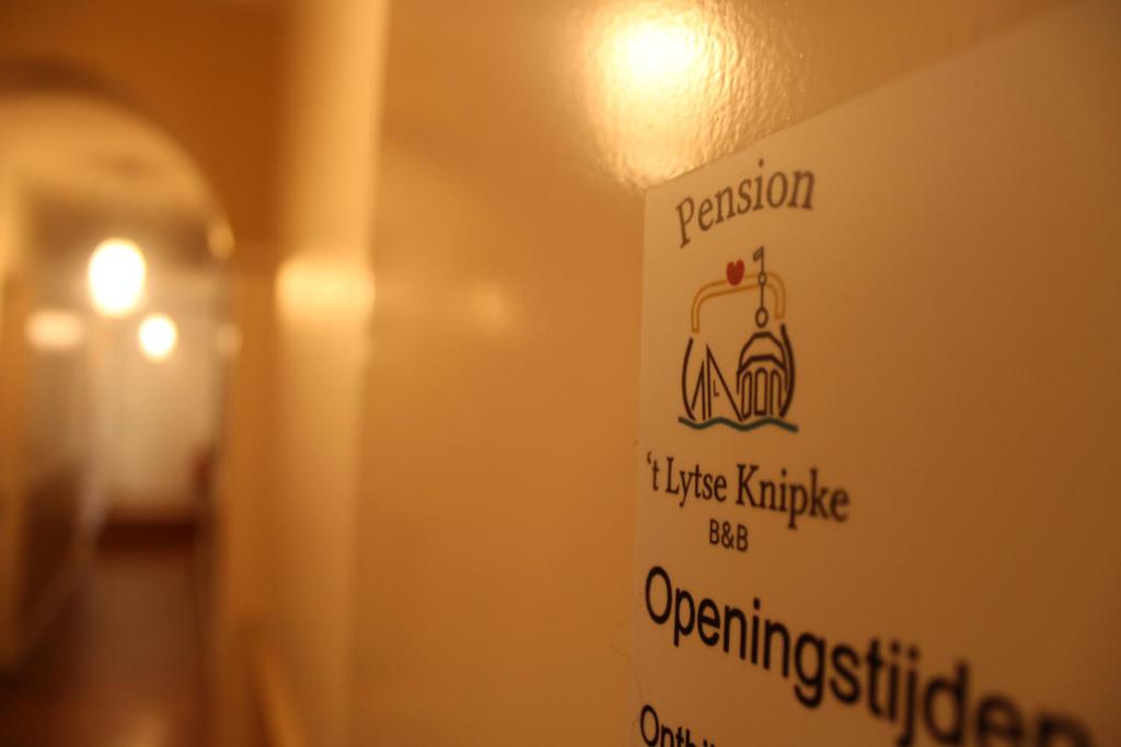 Certifikát, hodnocení, plakát nebo jiný dokument vystavený v ubytování 't Lytse Knipke