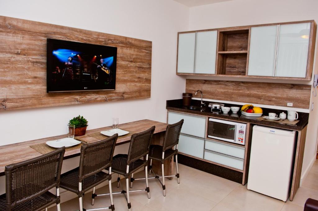 A cozinha ou cozinha compacta de Pousada Bora Bora