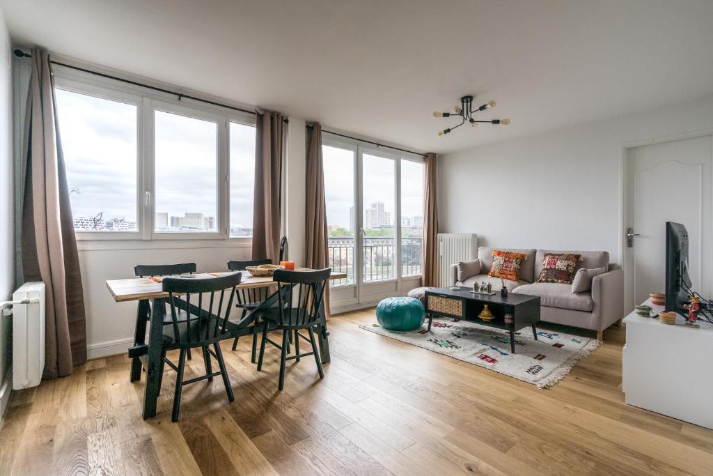 אזור ישיבה ב-Charming apartment in Paris 5 with stunning view