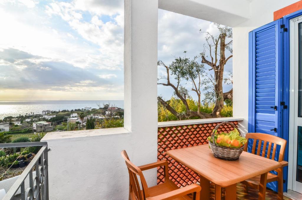 Residence Limoneto Ischia - One-Bedroom House