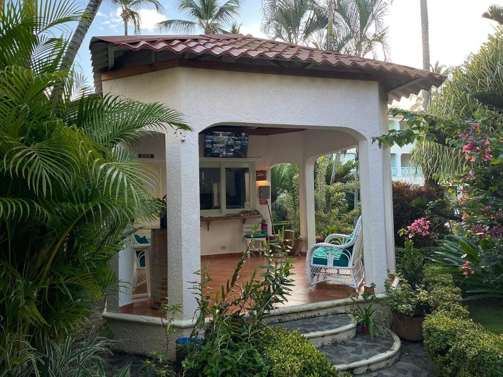 Zahrada ubytování Excelente apartamento en Las Terrenas, Playa Punta Popi.