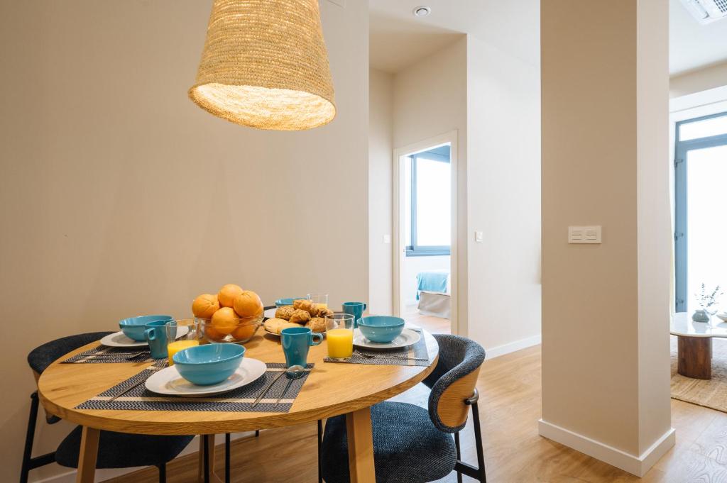 New Hostly Alameda Apartments - 17