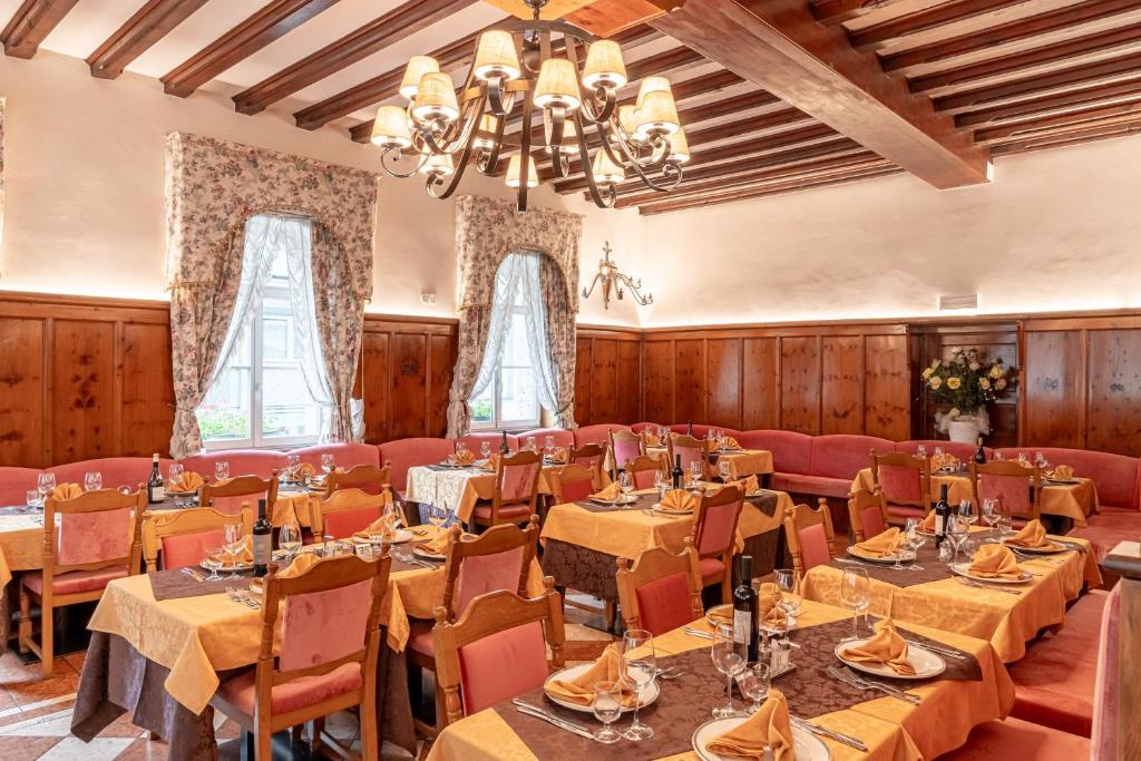 Posedenie v ubytovaní Hotel Dolomiti Schloss