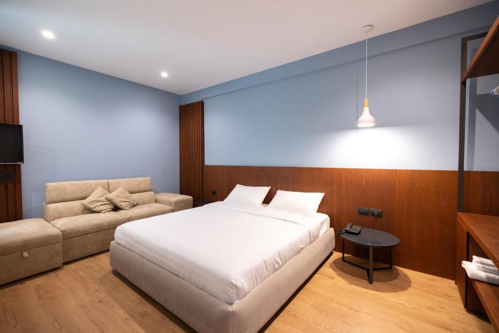 DUKA Hotel - Junior Suite With Balcony And Side Sea View