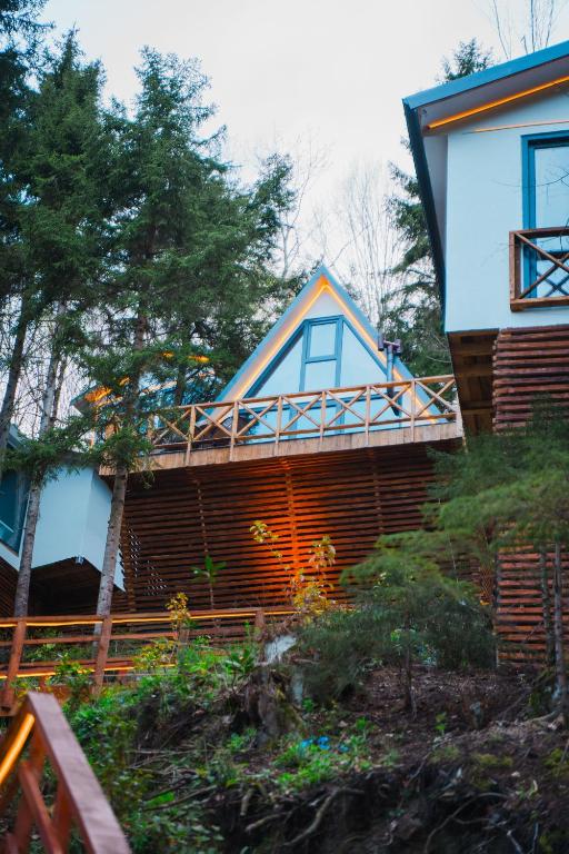 Montana Suite Bungalows - 18