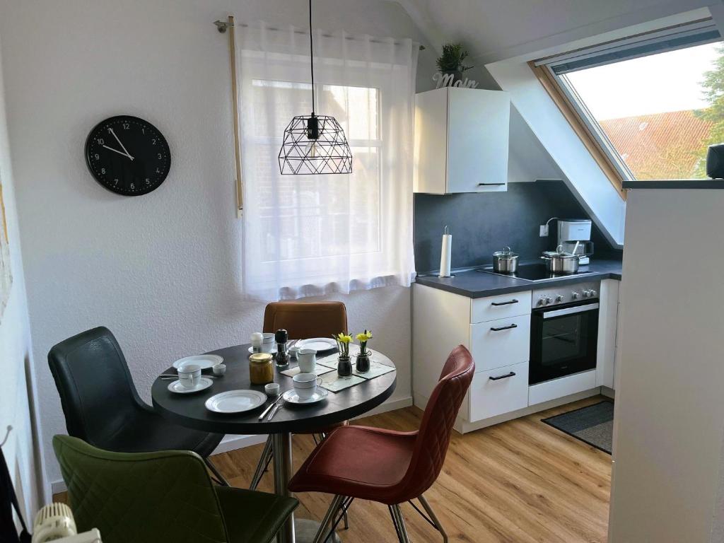Кухня или мини-кухня в Haus Tante Clara Wohnung 24 Kukshörner Weg 8d, 65qm

