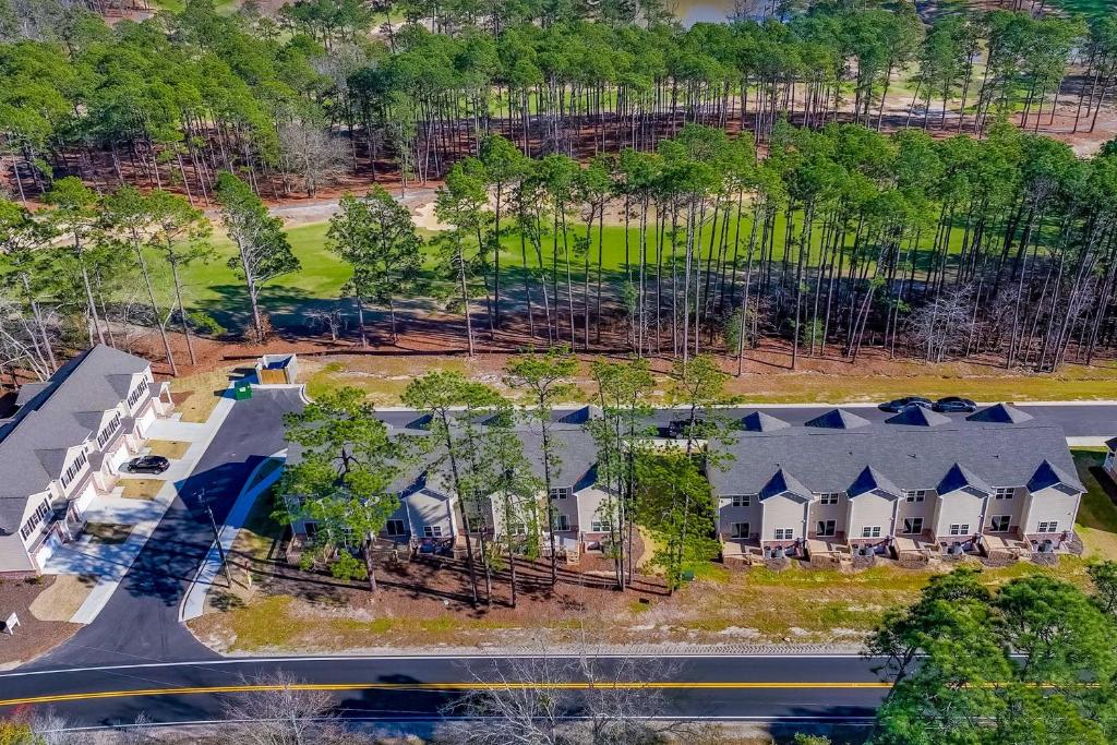 A bird's-eye view of Aberdeen Townhome on Southern Pines Golf Course!