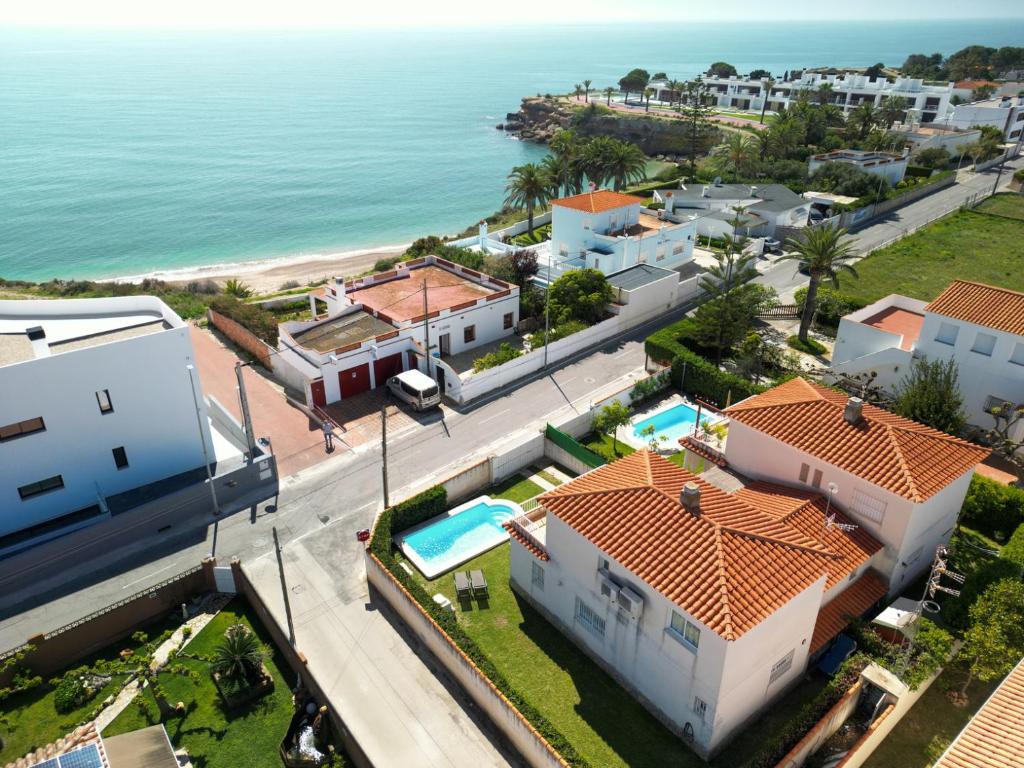 an aerial view of houses and the ocean at Casa Mar in Vinarós