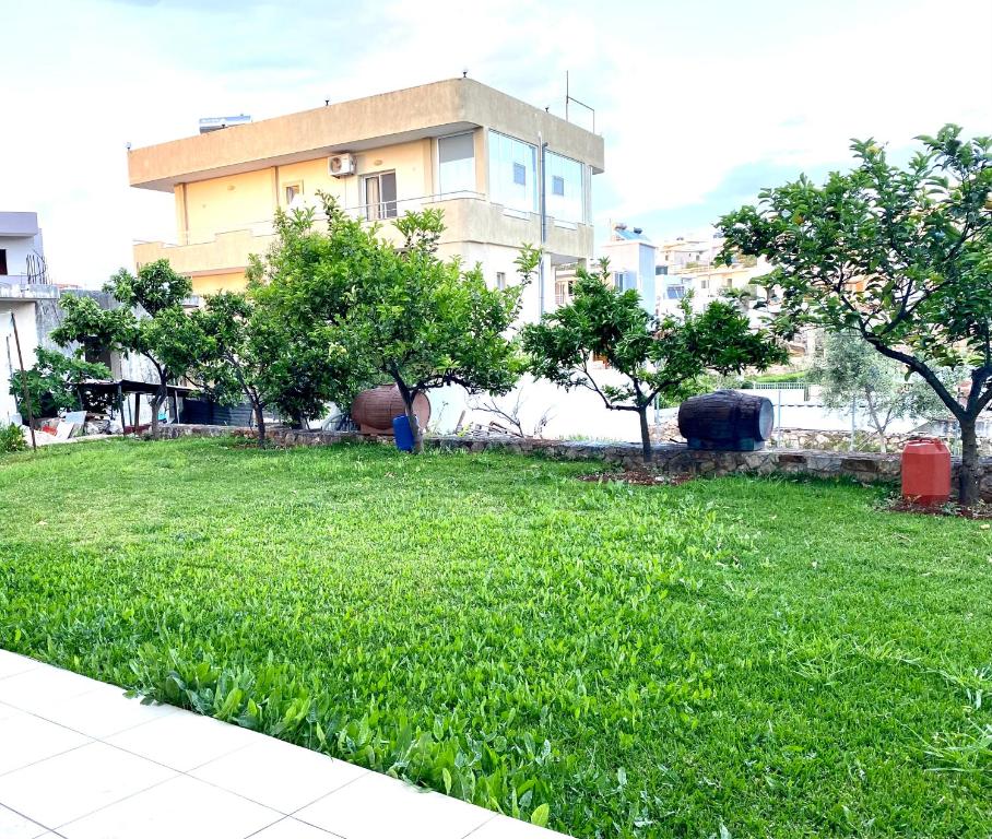 Zahrada ubytování Villa Earta & Leo Ksamil
