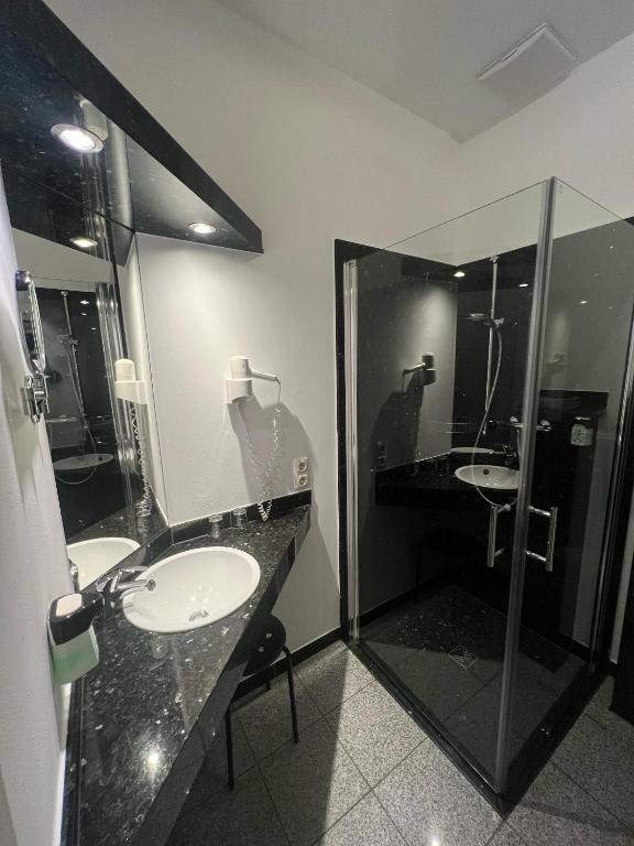 Haller Hotel Garni - 5