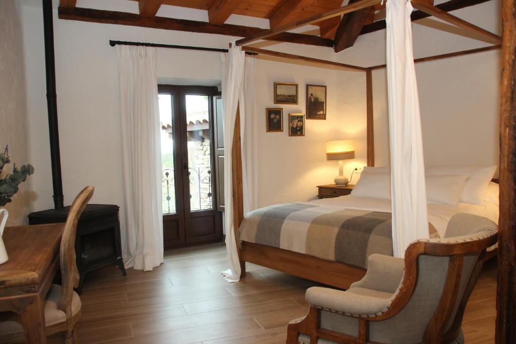 HOTEL RURAL SANTUI - Suite Deluxe