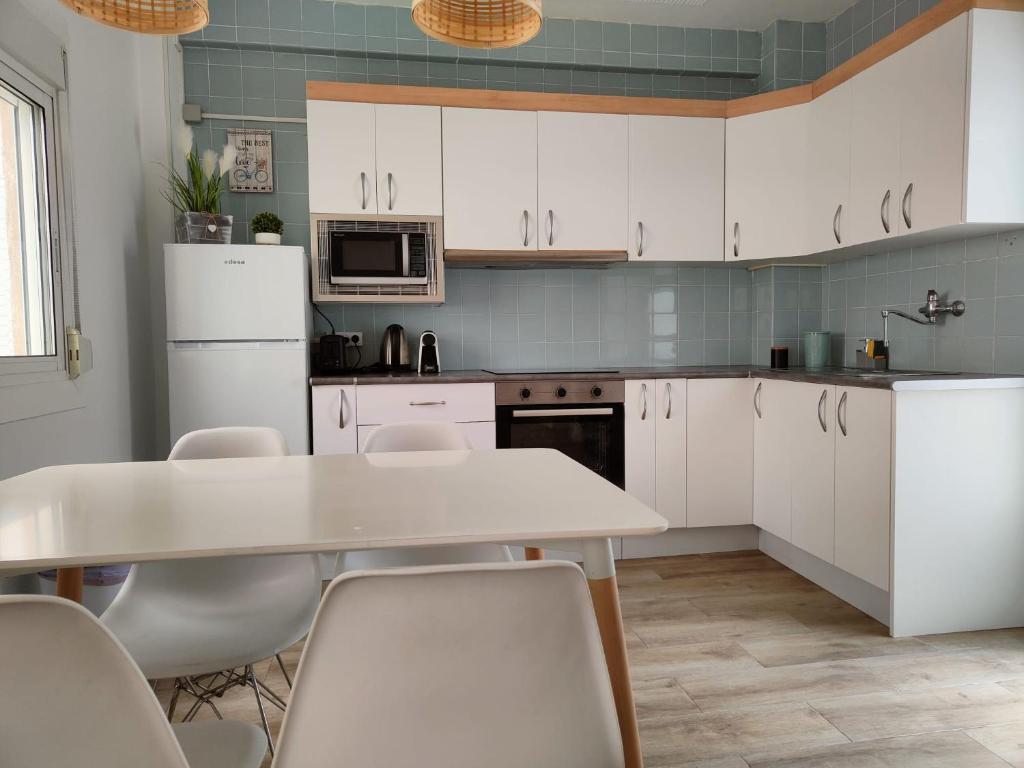Céntrico Conjunto Habitacional Alicante