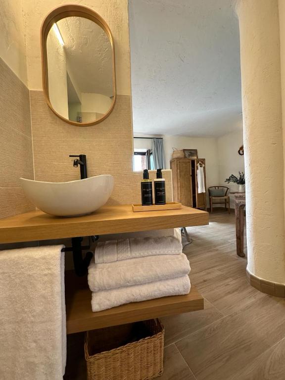 HOTEL RURAL SANTUI - 12