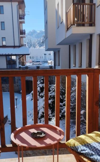 Balkón nebo terasa v ubytování 2BR mountain view, SPA, parking, ski piste