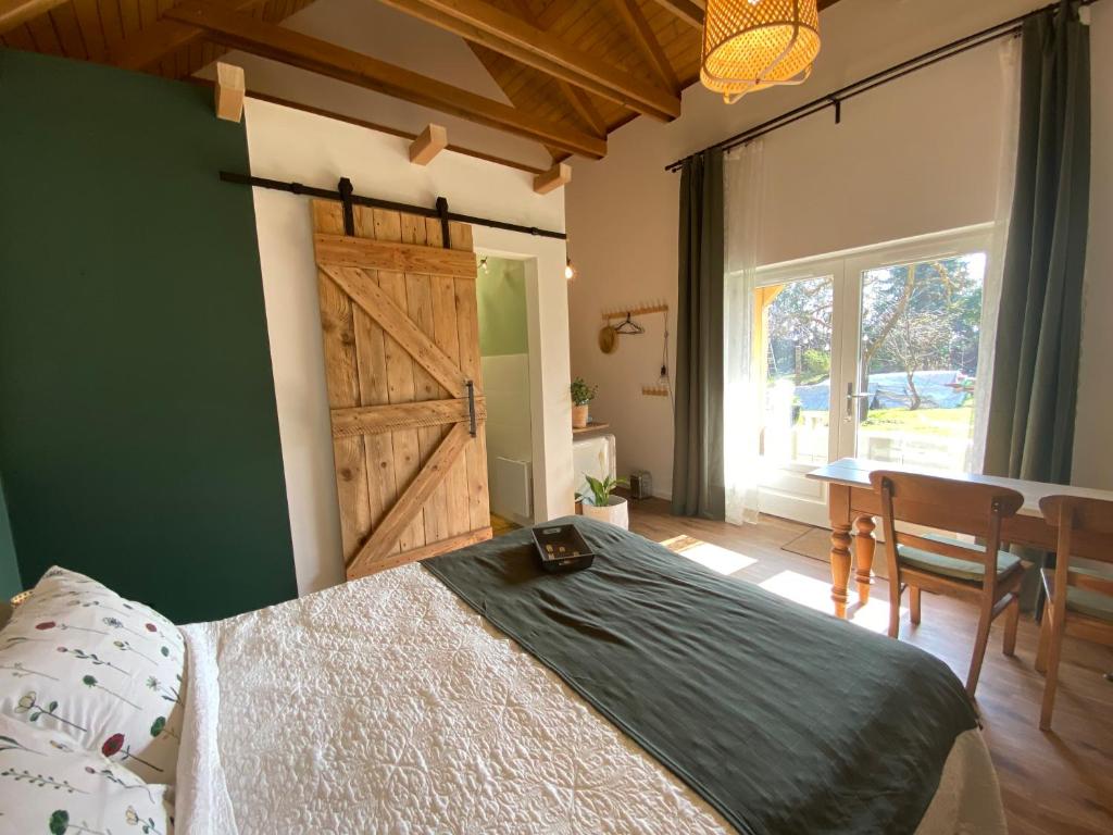 Postel nebo postele na pokoji v ubytování B&B by Mo
