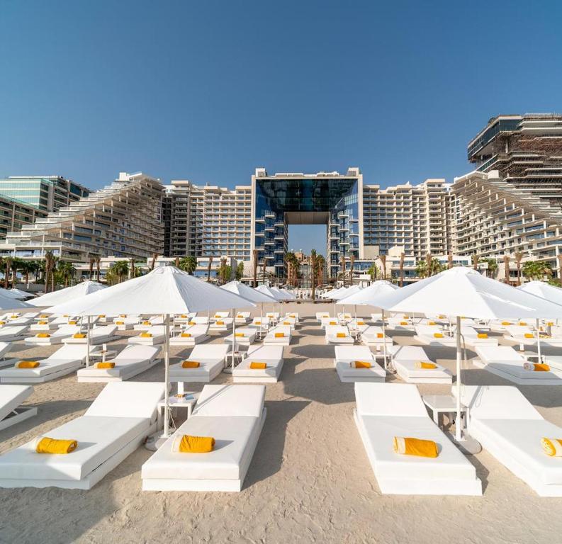 دبی زیبا در FIVE Palm Residences